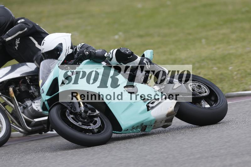 /09 19.04.2026  Caremotion get faster ADR/Gruppe gelb/44